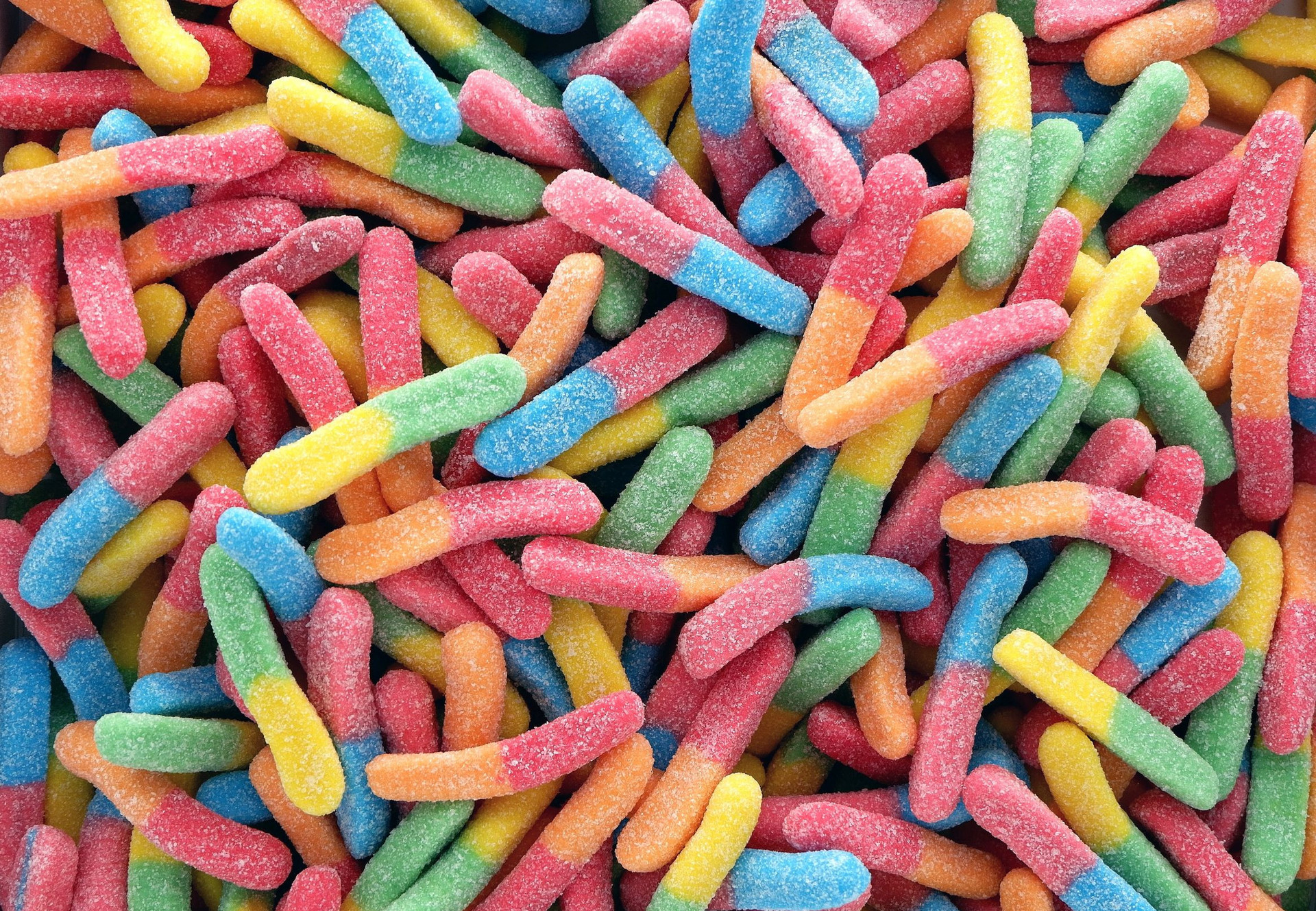 Nationwide Recall: Midwest Candy Manufacturer Pulls Products Over Salmonella Risk